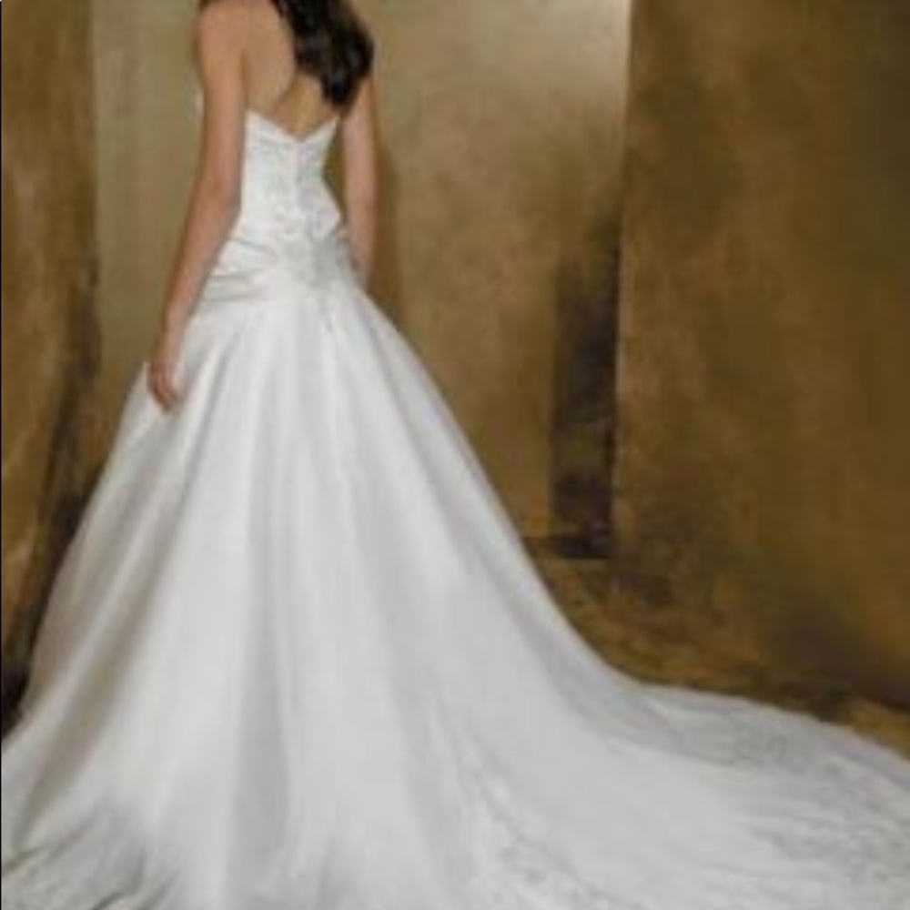 NWT Allure bridal gown size 12 - Picture 4 of 5